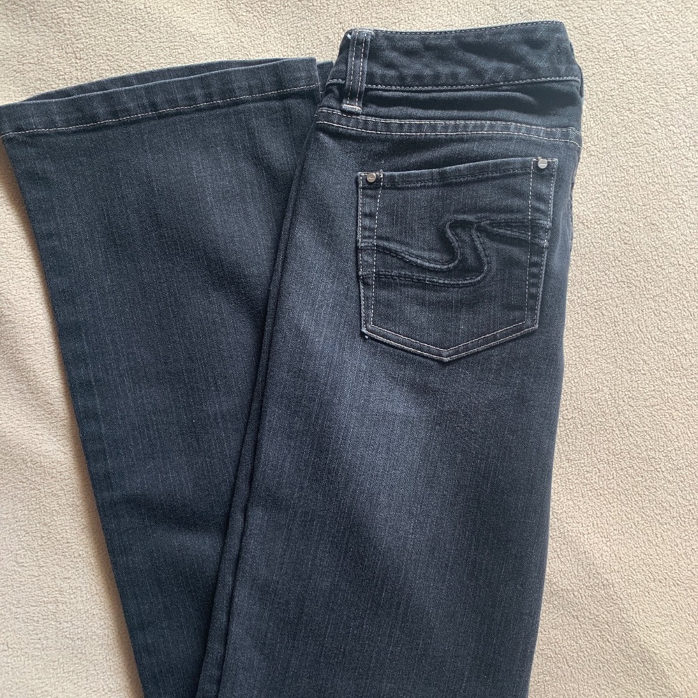 Women’s White House Black Market 4R black faded bootcut jeans